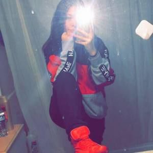 Meet your Posher, Kim